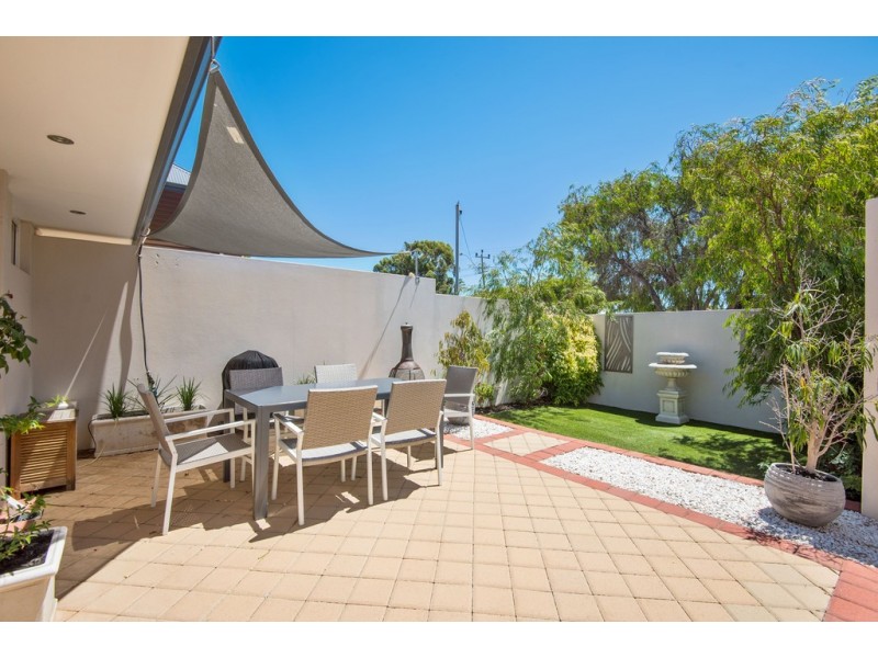 66A Beach Road, Watermans Bay WA 6020