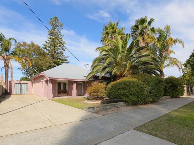 39 Stockman Way, Cannington WA 6107