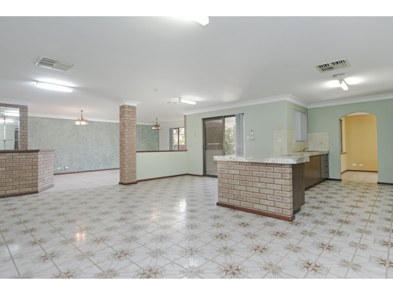 60 Hamilton St, Cannington WA 6107