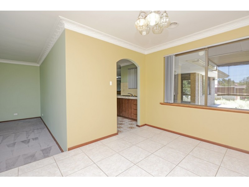 60 Hamilton St, Cannington WA 6107