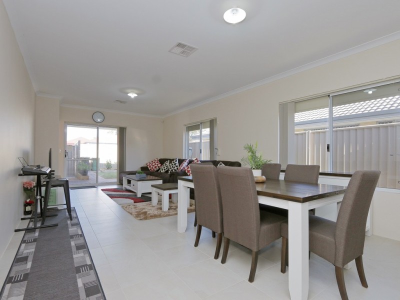 5 Harrogate St, Beckenham WA 6107