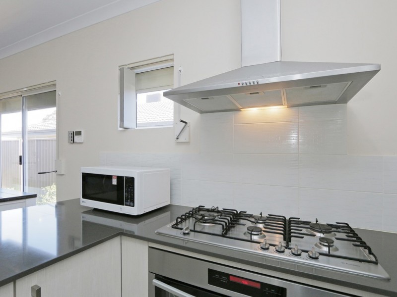 5 Harrogate St, Beckenham WA 6107