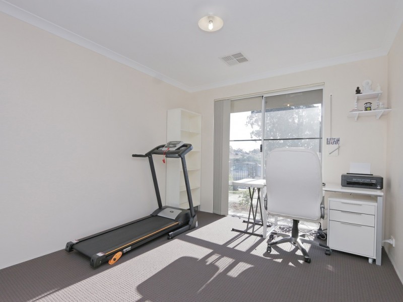 5 Harrogate St, Beckenham WA 6107