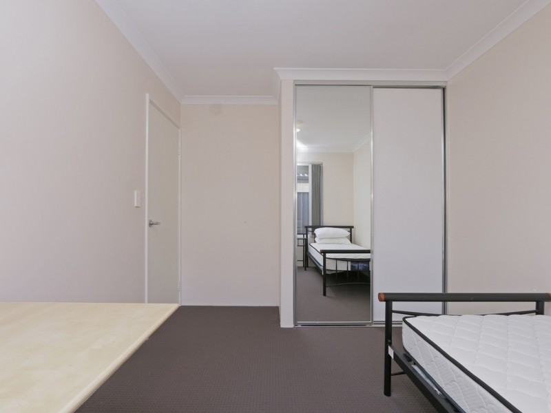 5 Harrogate St, Beckenham WA 6107