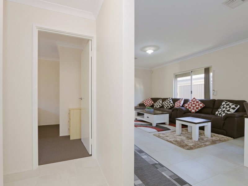 5 Harrogate St, Beckenham WA 6107