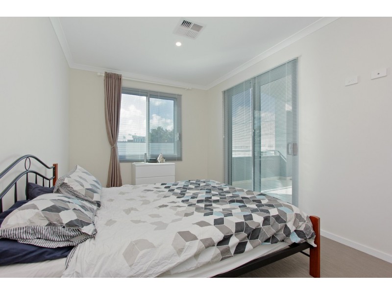 8/2 Edward Street, Perth WA 6000