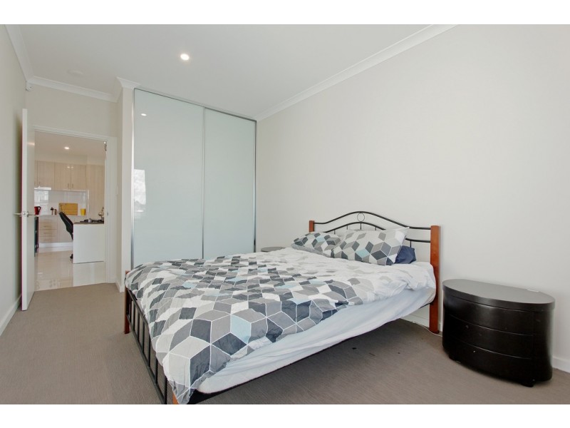 8/2 Edward Street, Perth WA 6000