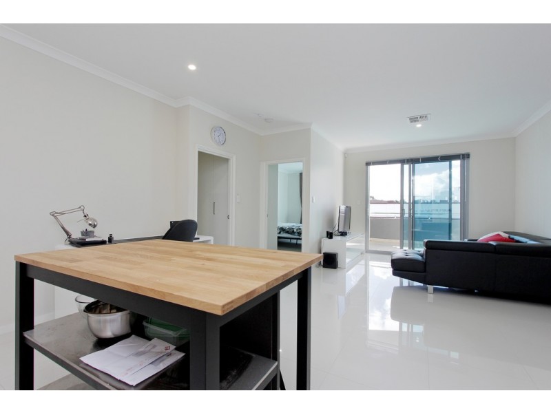 8/2 Edward Street, Perth WA 6000