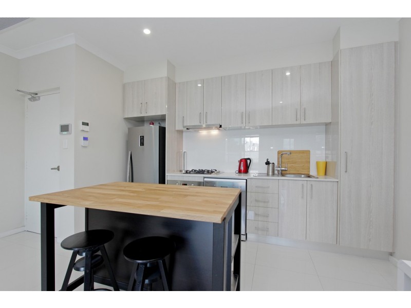 8/2 Edward Street, Perth WA 6000