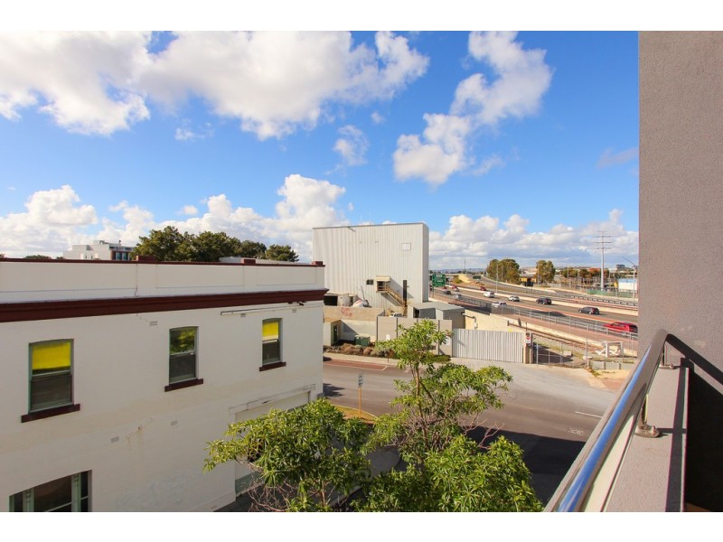 8/2 Edward Street, Perth WA 6000