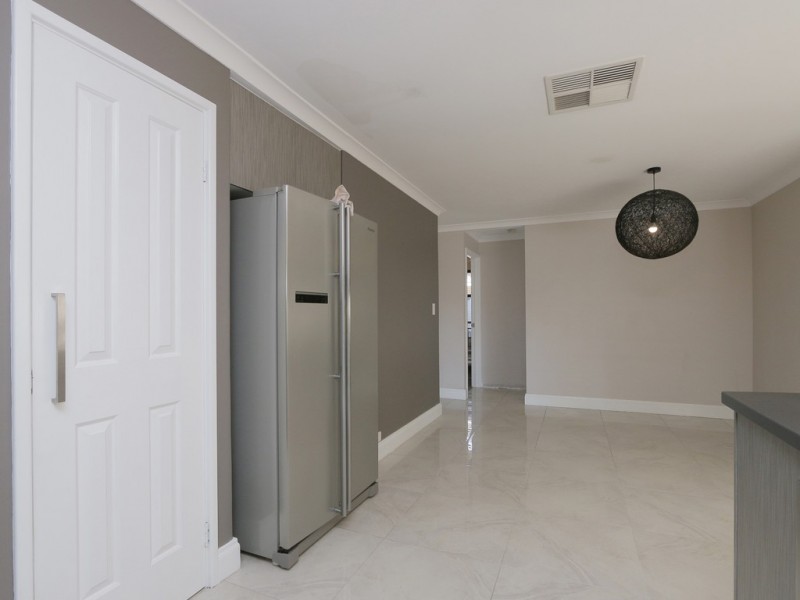 21 Abrolhos  Loop, Beckenham WA 6107