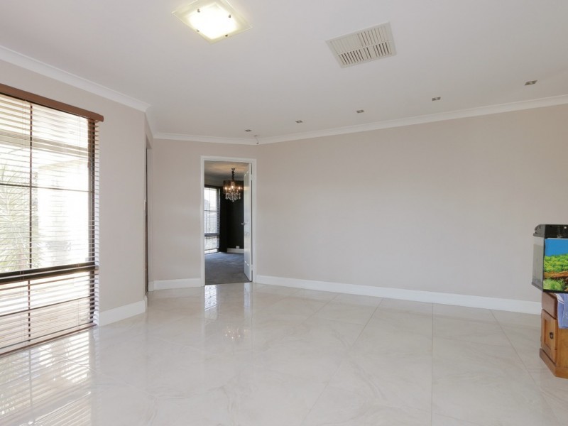 21 Abrolhos  Loop, Beckenham WA 6107