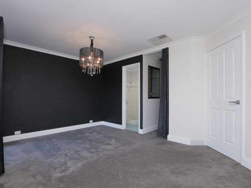 21 Abrolhos  Loop, Beckenham WA 6107