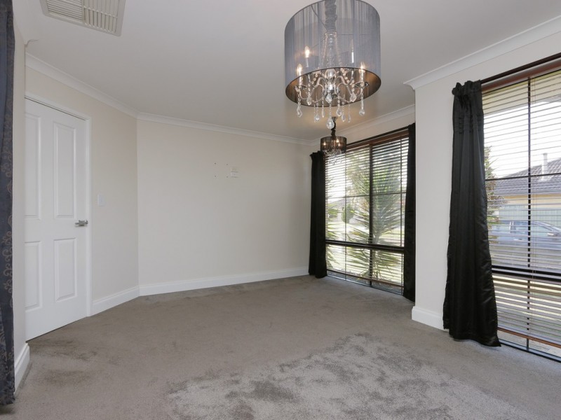 21 Abrolhos  Loop, Beckenham WA 6107
