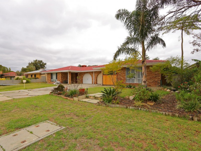 9A Longfield Rd, Maddington WA 6109