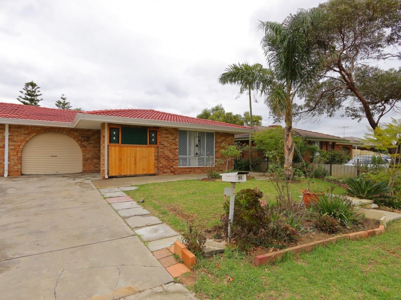 9A Longfield Rd, Maddington WA 6109