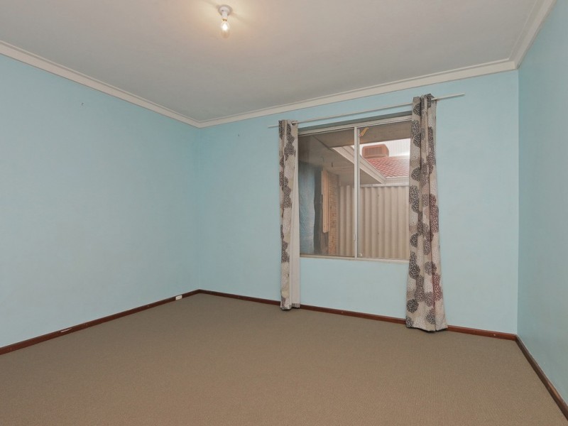 9A Longfield Rd, Maddington WA 6109