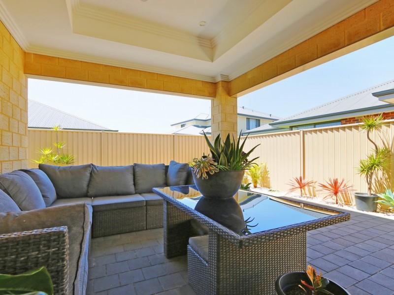 24 Bradstocks Grove, Southern River WA 6110