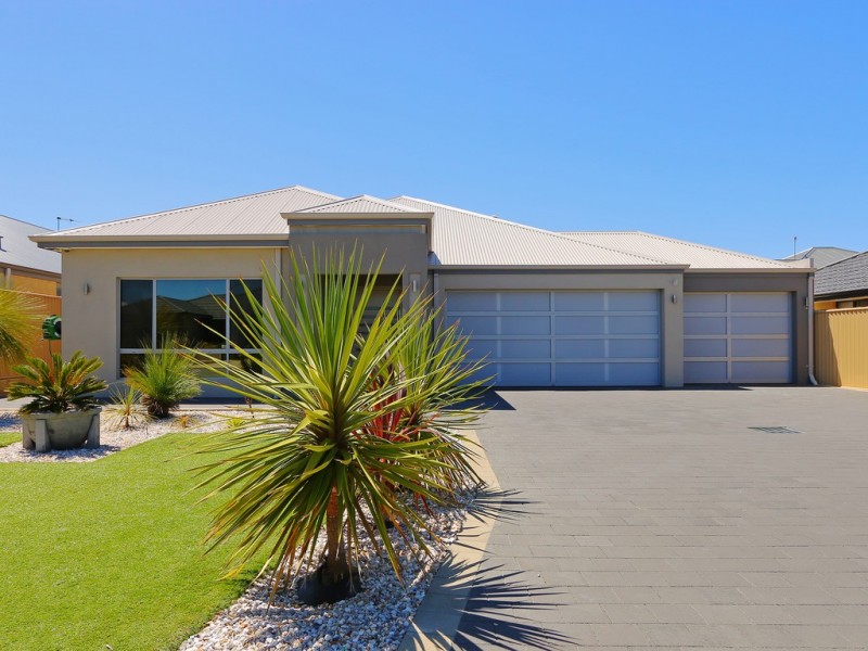24 Bradstocks Grove, Southern River WA 6110