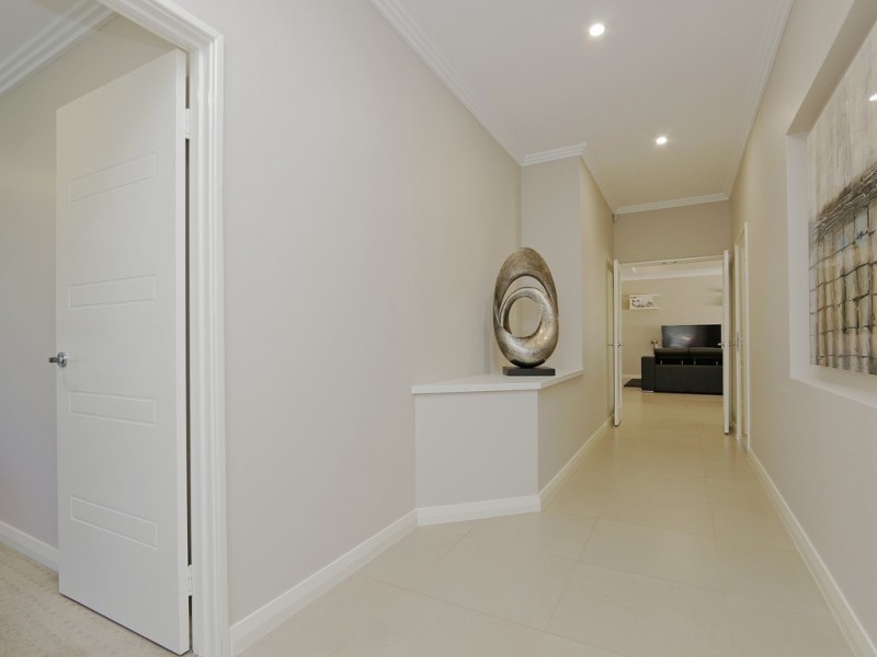24 Bradstocks Grove, Southern River WA 6110