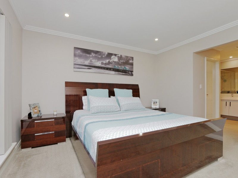 24 Bradstocks Grove, Southern River WA 6110