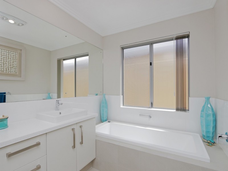 24 Bradstocks Grove, Southern River WA 6110