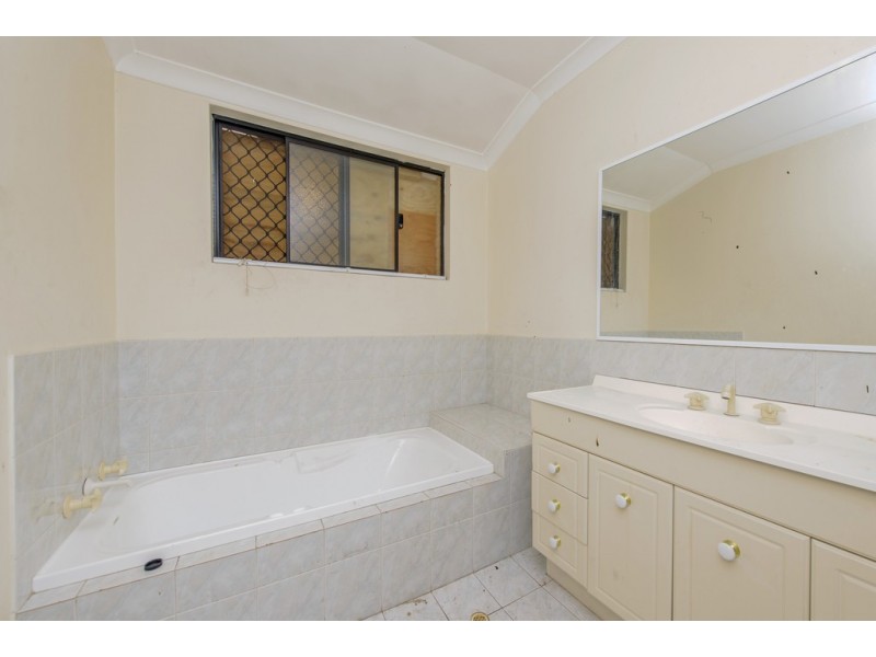 9 Quinn Avenue, Bentley WA 6102