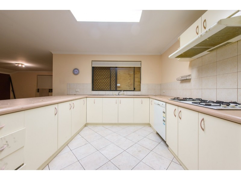 9 Quinn Avenue, Bentley WA 6102