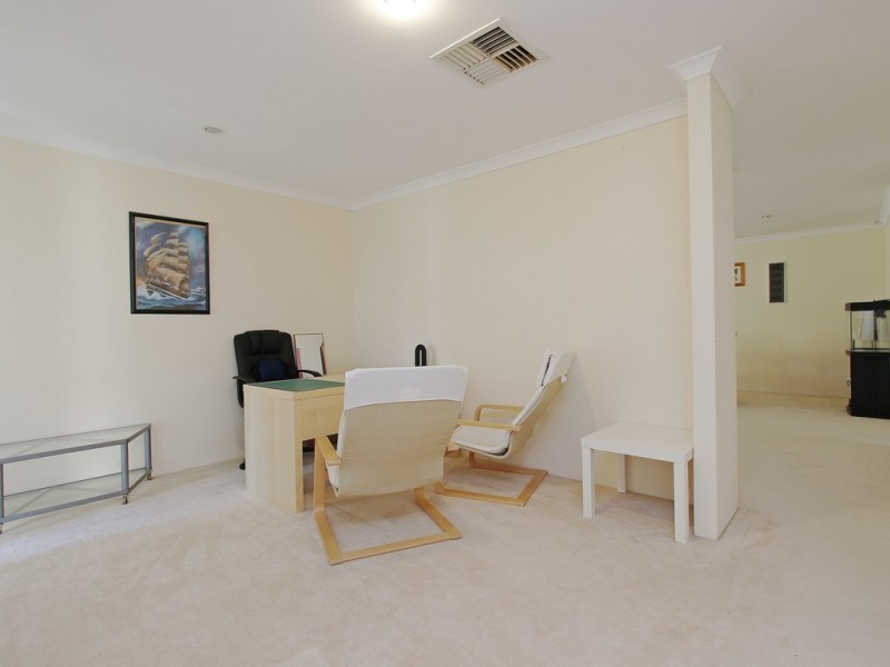 6 Cutten Place, Langford WA 6147