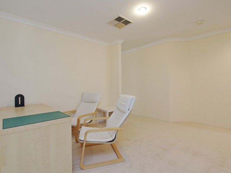 6 Cutten Place, Langford WA 6147