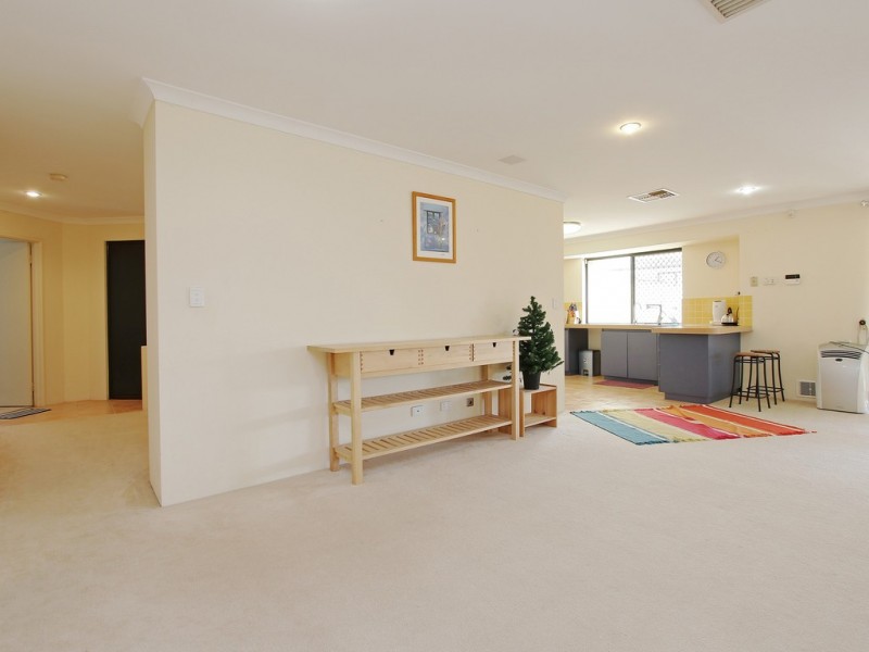 6 Cutten Place, Langford WA 6147