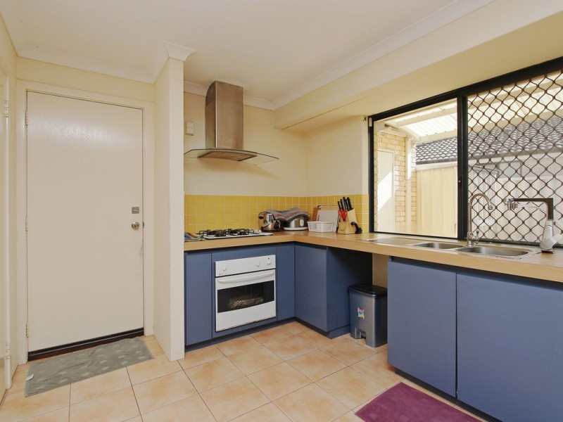 6 Cutten Place, Langford WA 6147