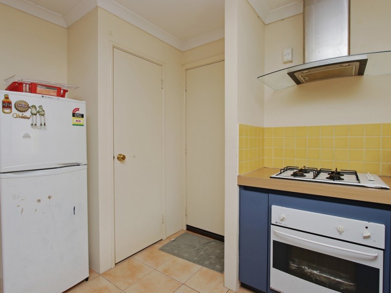 6 Cutten Place, Langford WA 6147