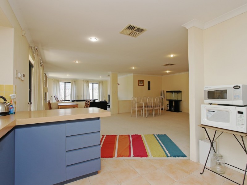 6 Cutten Place, Langford WA 6147