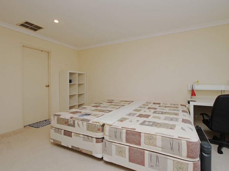 6 Cutten Place, Langford WA 6147