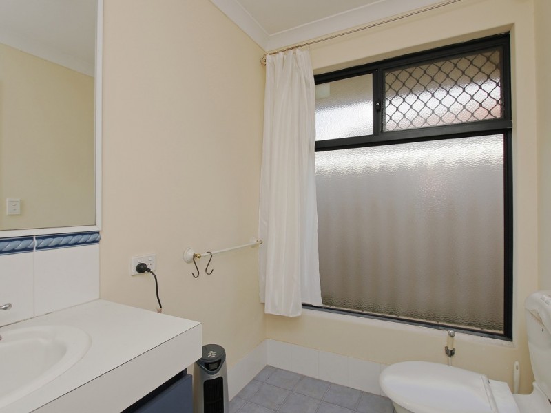 6 Cutten Place, Langford WA 6147