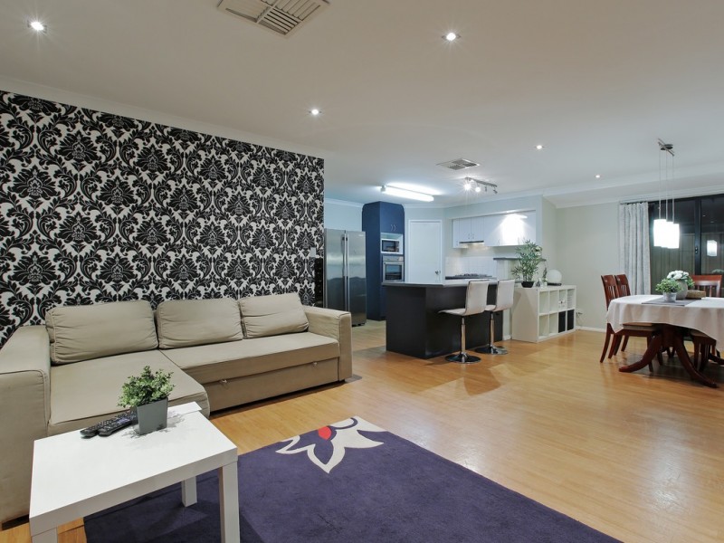 36 Balaka Way, Queens Park WA 6107