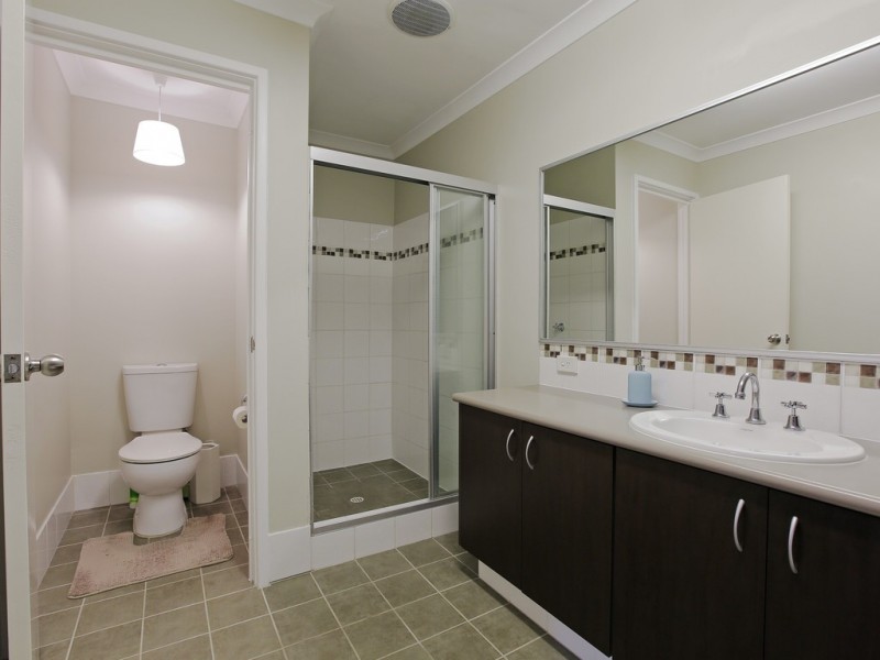 36 Balaka Way, Queens Park WA 6107