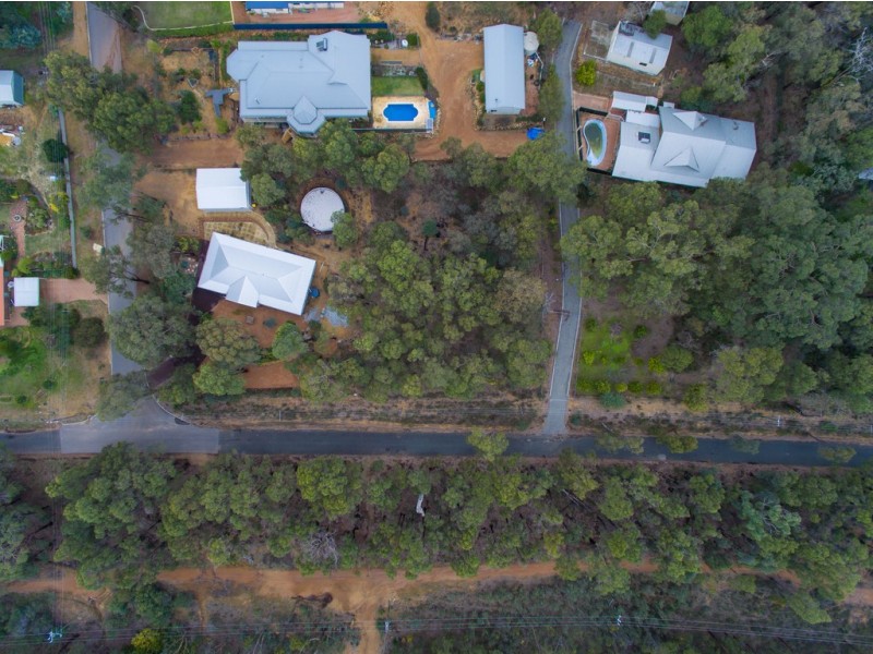 21 Patton Road, Mundaring WA 6073
