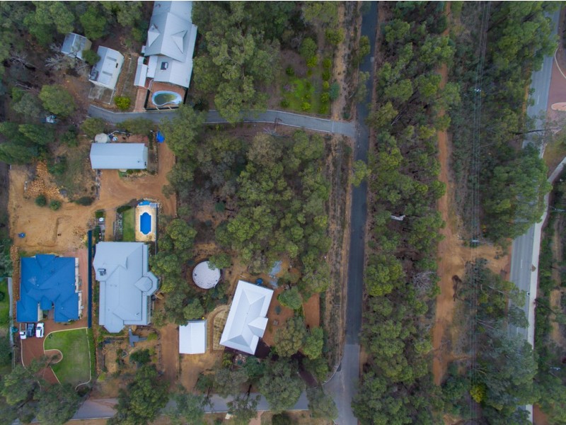 21 Patton Road, Mundaring WA 6073