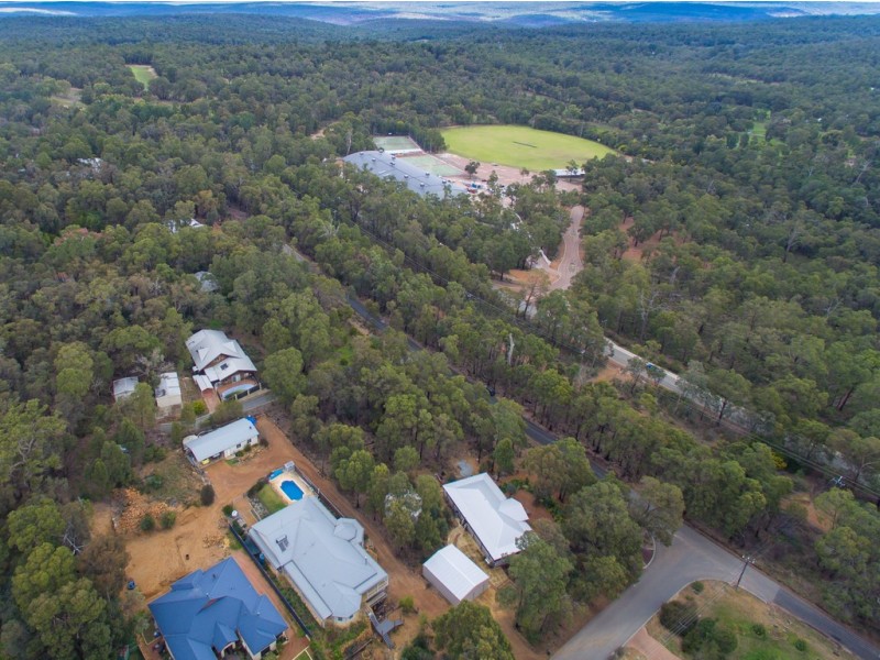 21 Patton Road, Mundaring WA 6073