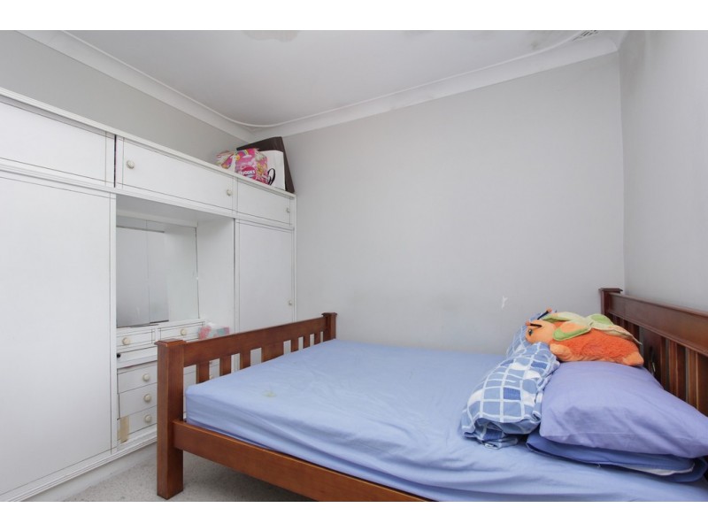 2 North Street, Beckenham WA 6107