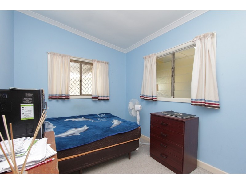 2 North Street, Beckenham WA 6107