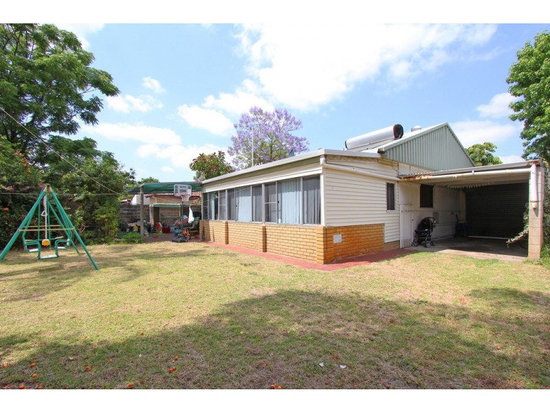 2 North Street, Beckenham WA 6107