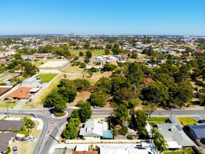 2 North Street, Beckenham WA 6107