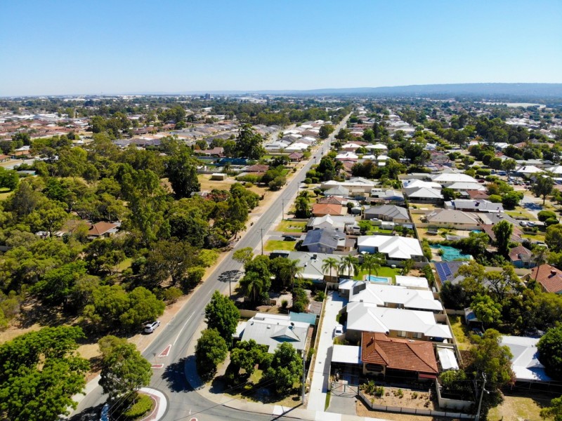 2 North Street, Beckenham WA 6107