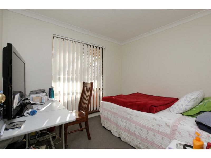 15 Charnley Close, Gosnells WA 6110