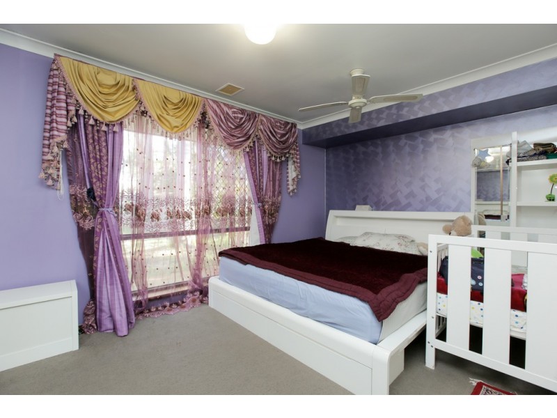 15 Charnley Close, Gosnells WA 6110