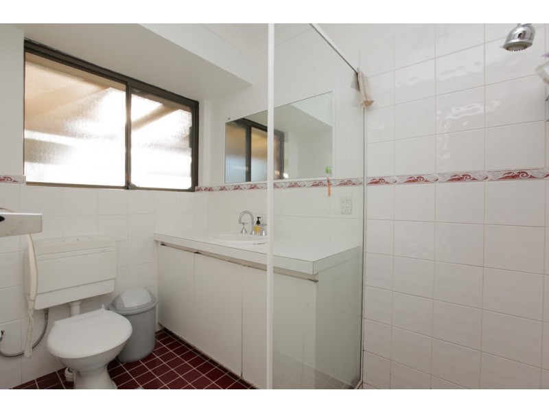 15 Charnley Close, Gosnells WA 6110