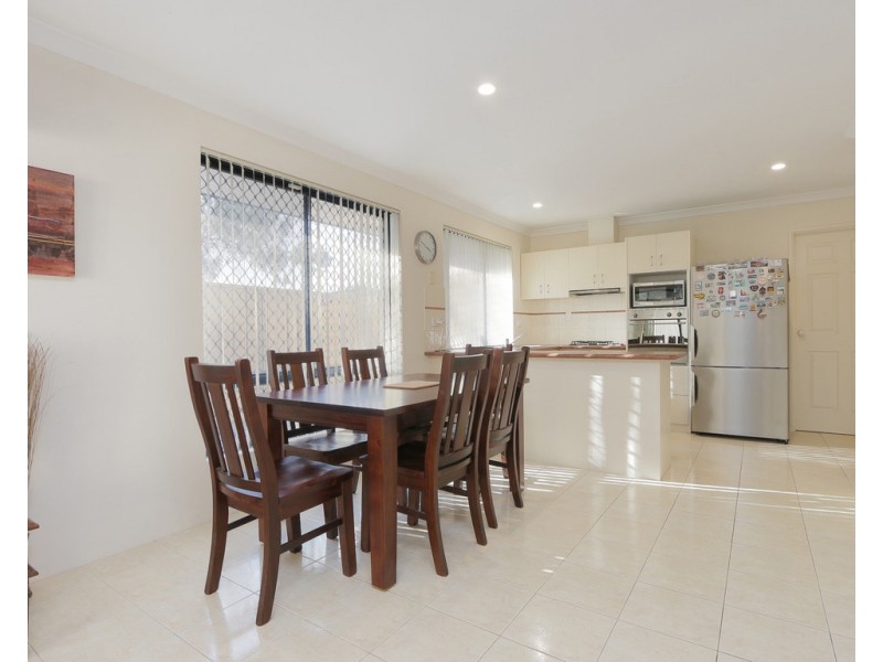 8/6 Bridal Crescent, Kenwick WA 6107